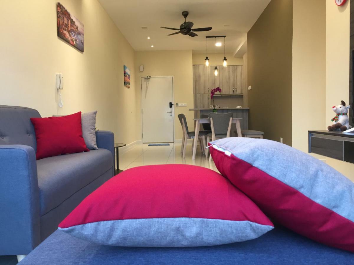 Appartamento di 96 m² con 3 camera Kampong Tangkas Esterno foto